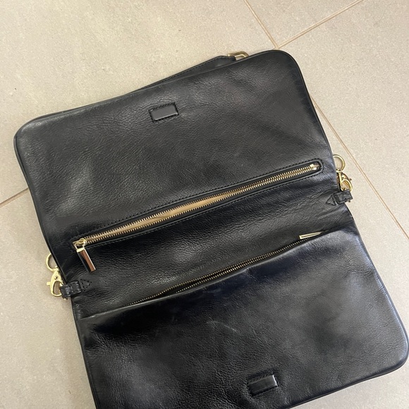 Tory Burch clutch purse with gold chain, great condition. - Picture 2 of 3